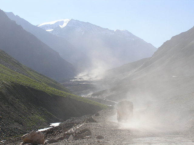 Army Convoy up the Baralacha