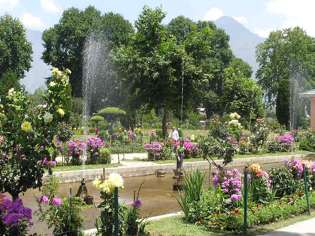 Srinigar Gardens